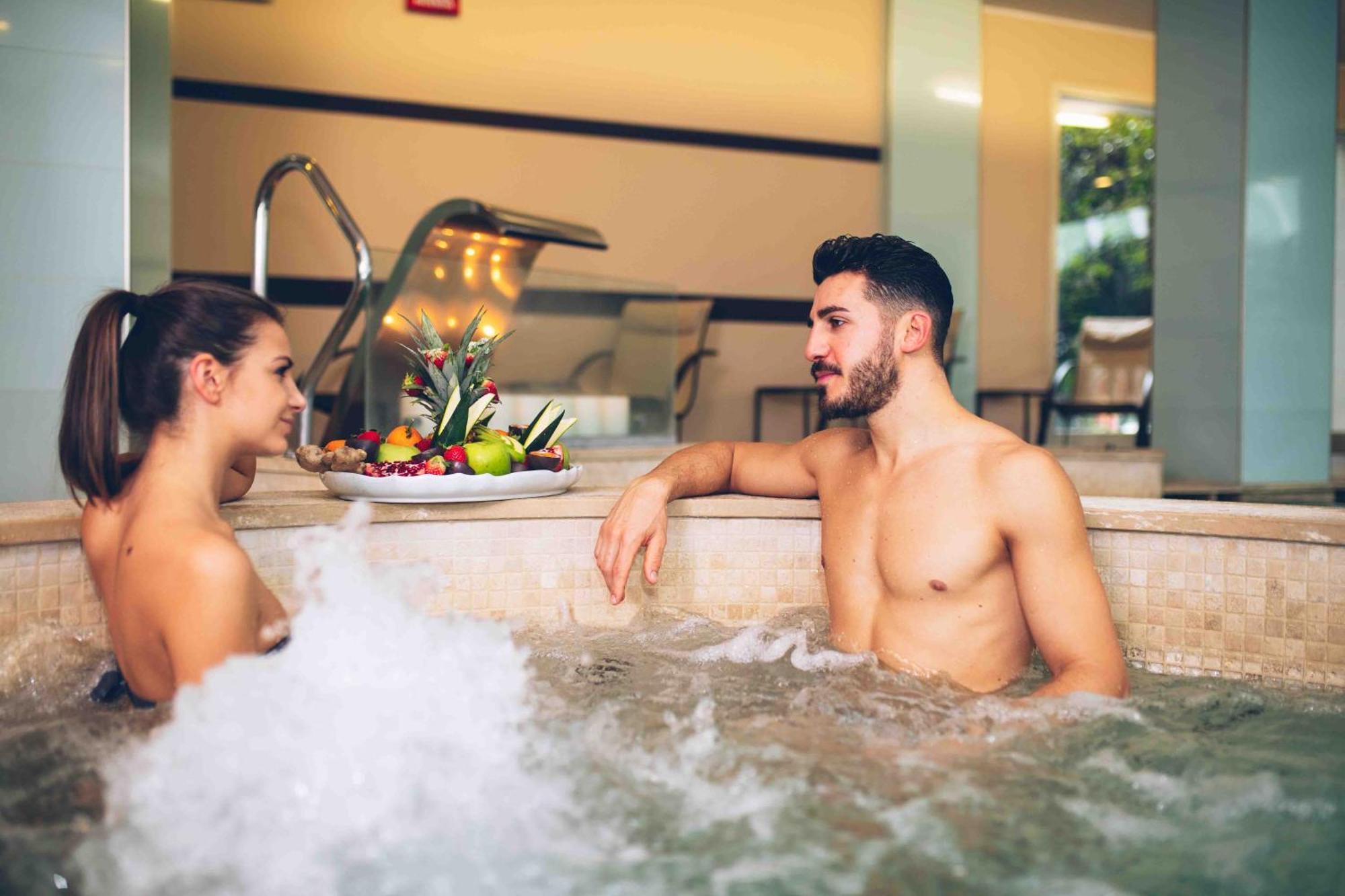 Rizzi Aquacharme Hotel & Spa Darfo Boario Terme Экстерьер фото
