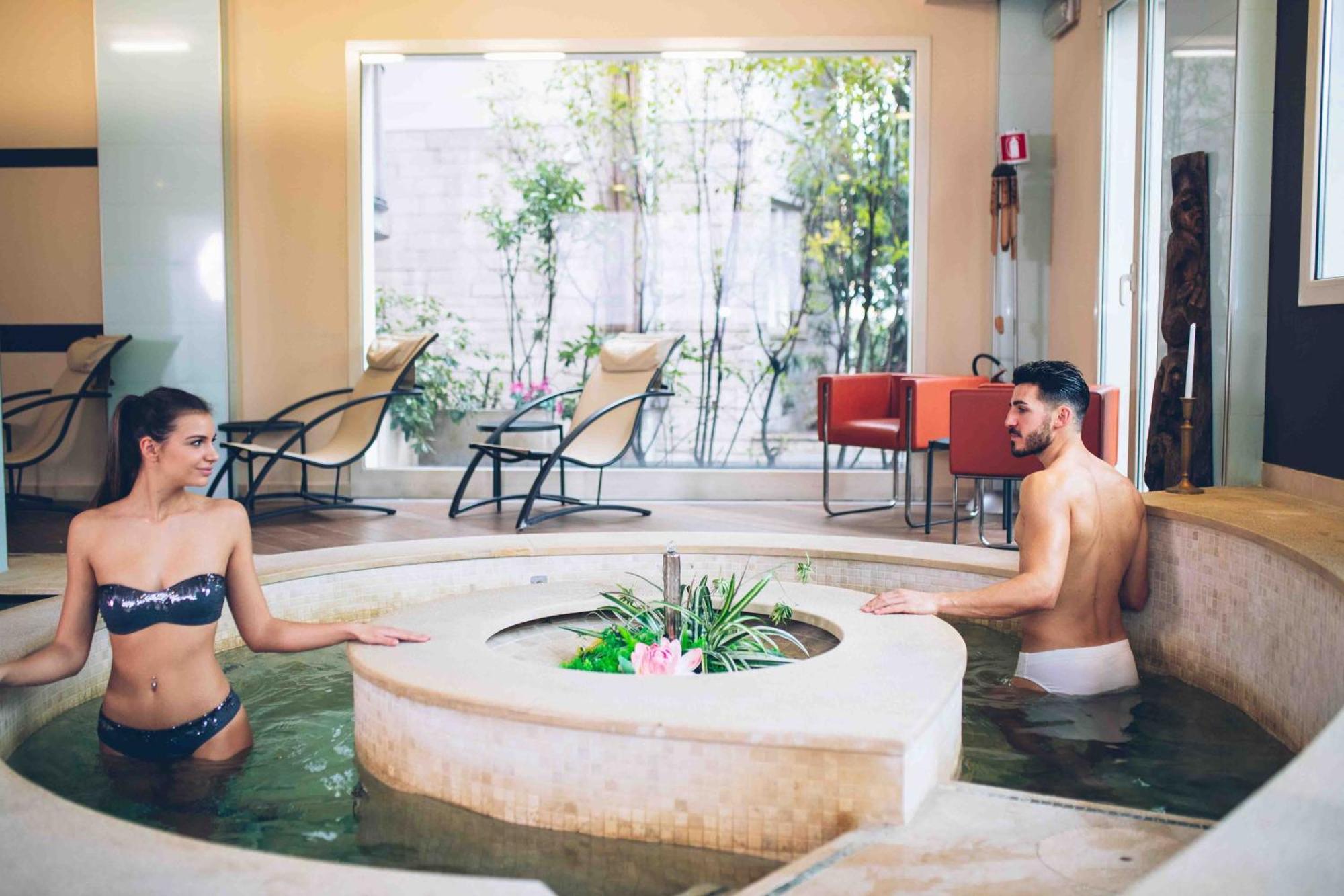 Rizzi Aquacharme Hotel & Spa Darfo Boario Terme Экстерьер фото